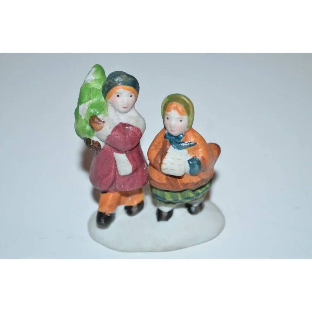Lemax Dickensvale Porcelain Sledding Party‎ Christmas Village Figures Tree